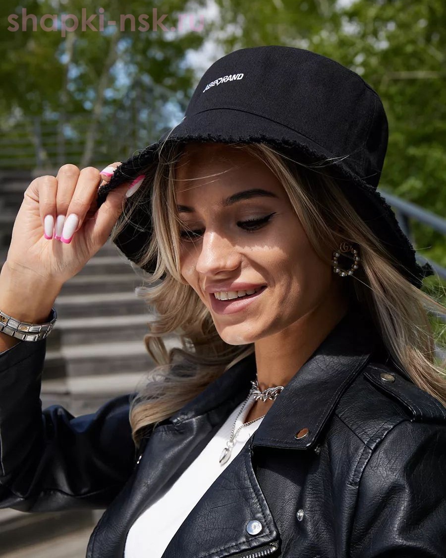 823 Панама (57-59)