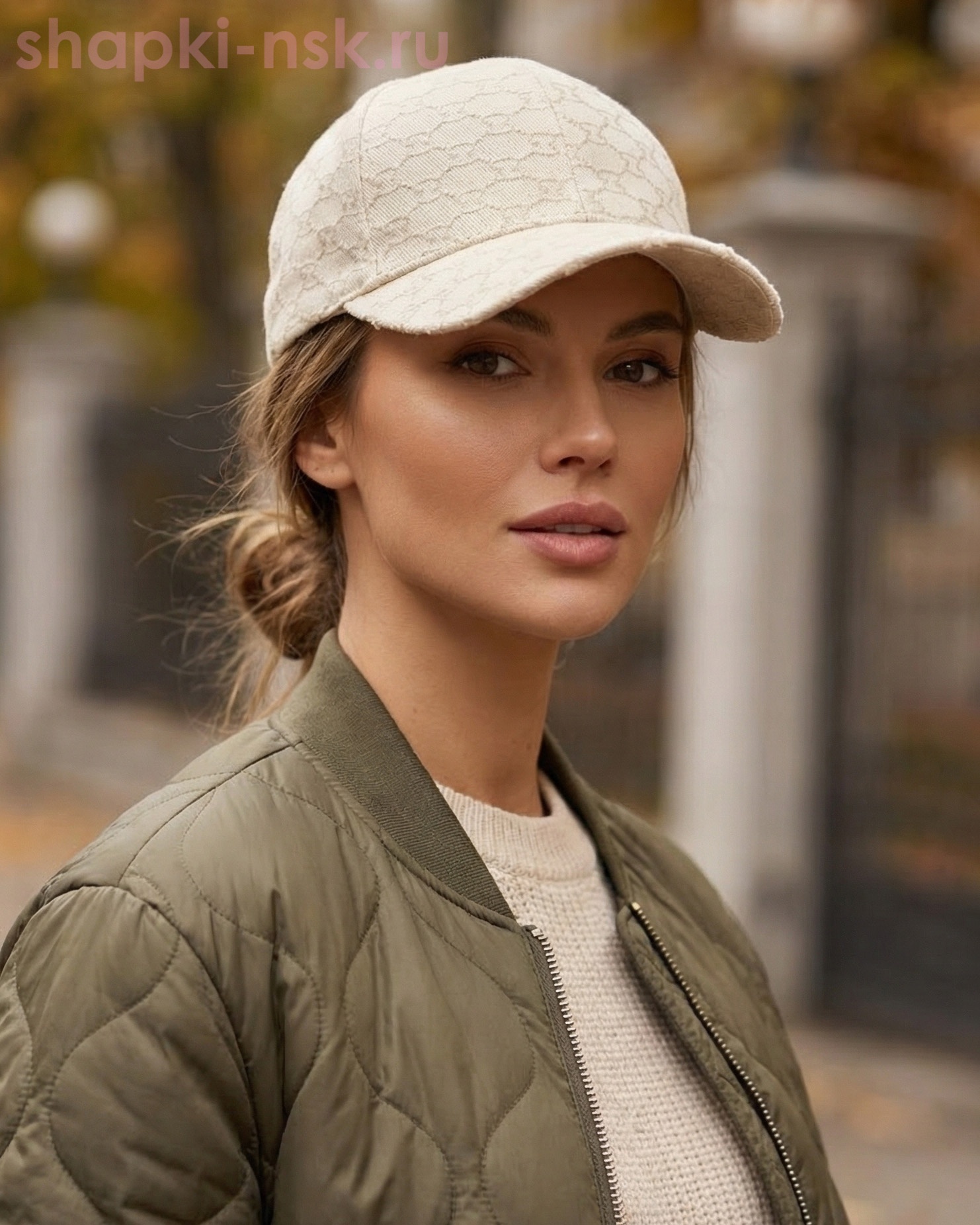 B89 Бейсболка женская (56-58)