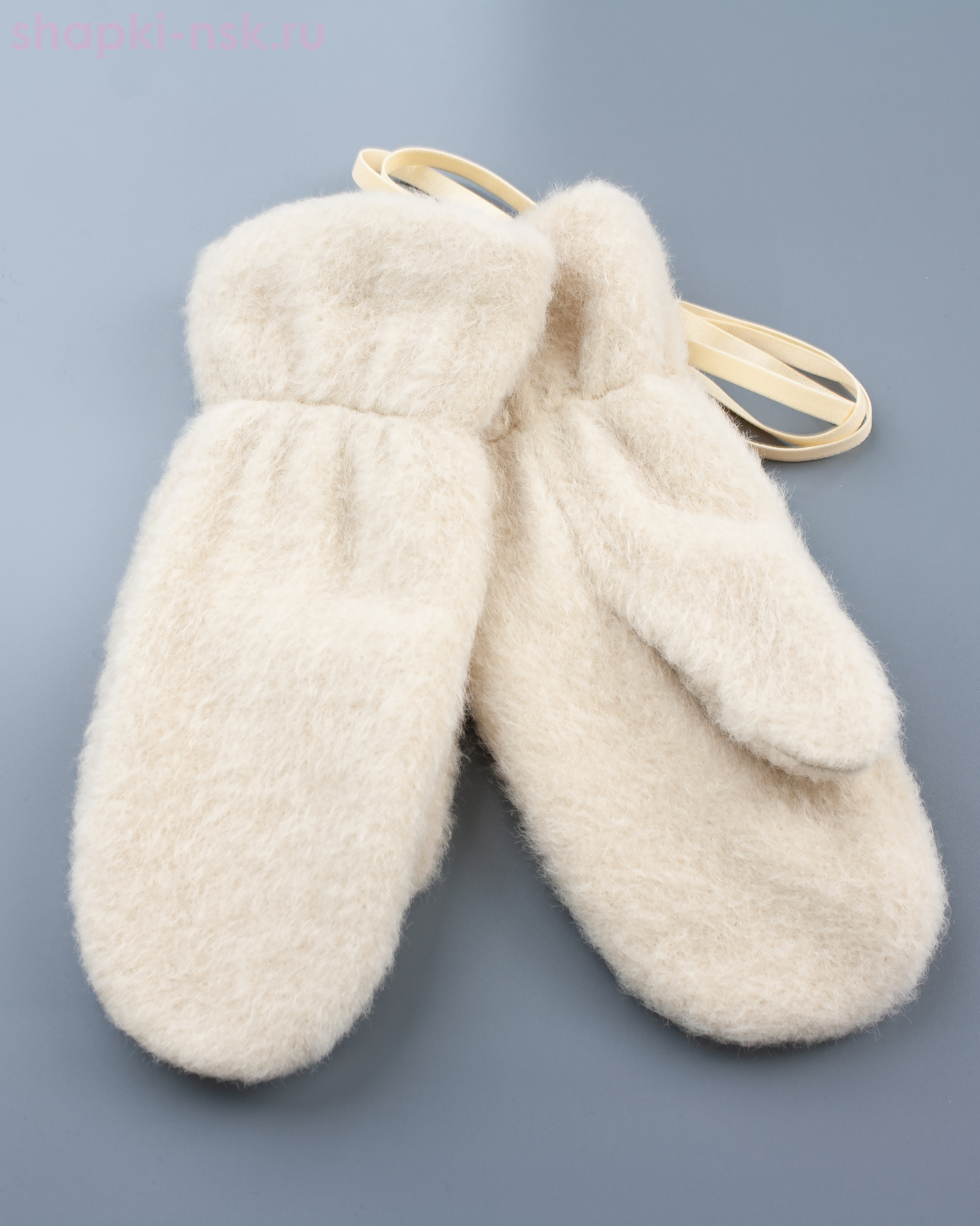 166.00/00-26 Варежки женские флис (M (7-8))